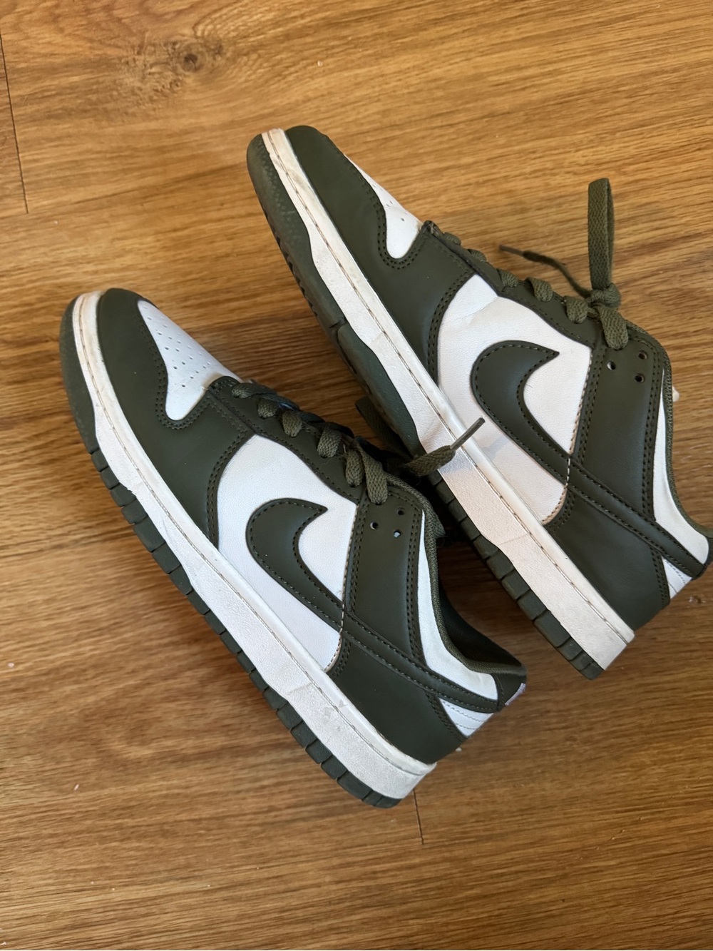 Nike low top sneakers